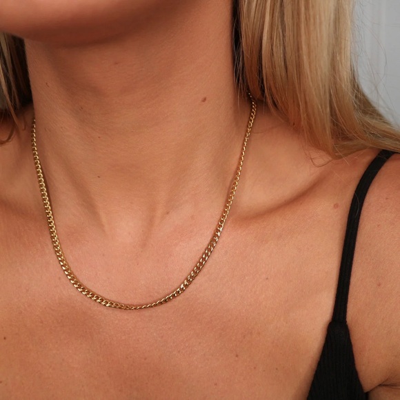 NWT Waterproof 18k gold plated curb chain - Picture 5 of 5